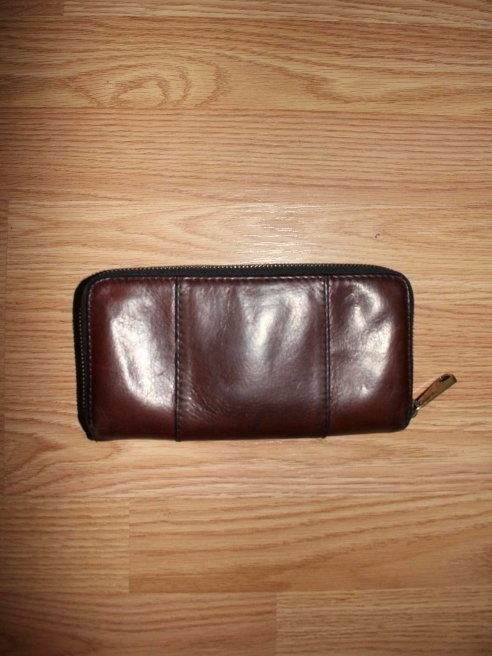 Fossil Brown Leather Wallet with Gold-Tone Logo - Picture 6 of 6